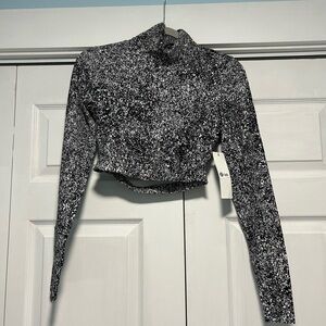 lululemon Lab Splatter T-Neck ✨ Designed in NYC Limited edition✨